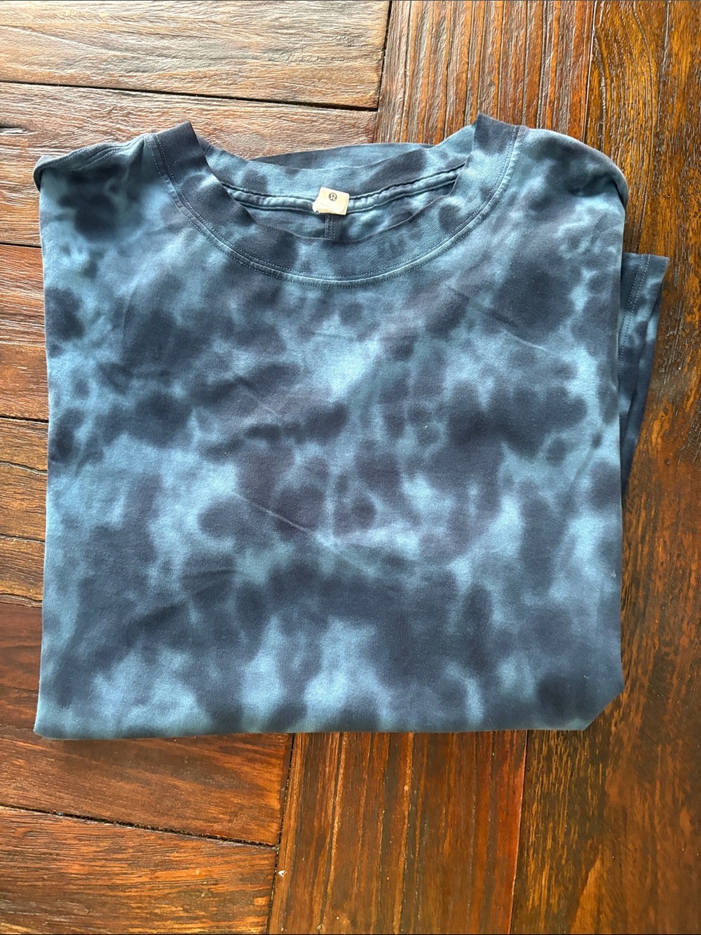 Lululemon Blue Cloud Tie-Dye Short Sleeve Tee